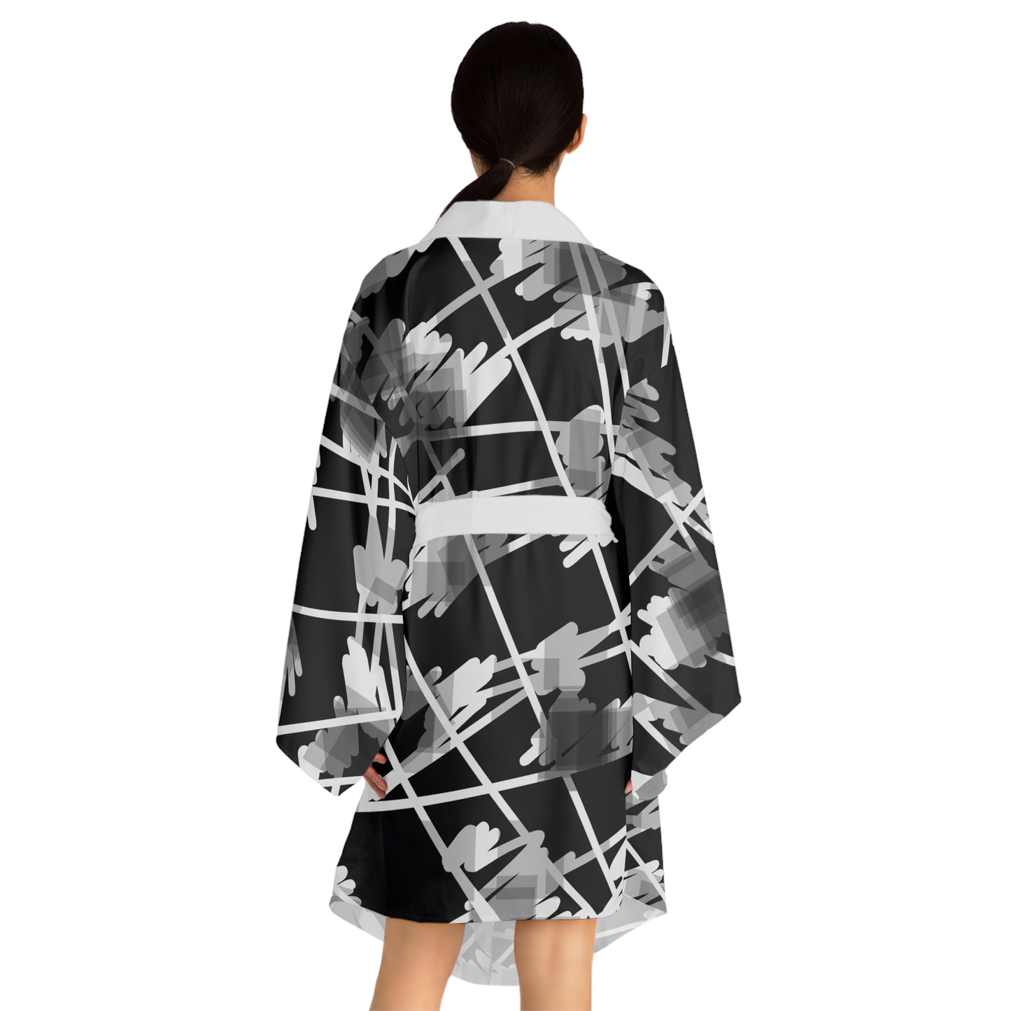 Nimue II: Modern Black and White Long Sleeve Kimono Robe - Stylish Lounge Wear for Relaxation