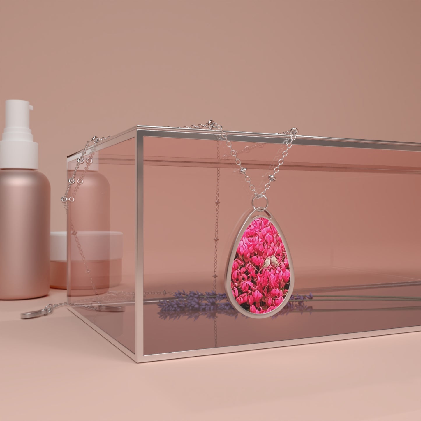 Sweet Birds: Oval Necklace