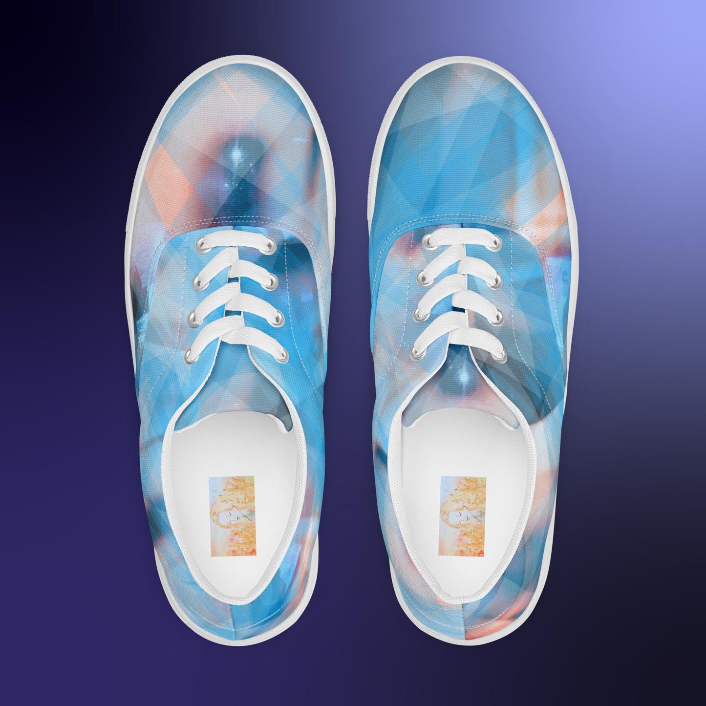 Cool Cool: Women’s lace-up canvas shoes